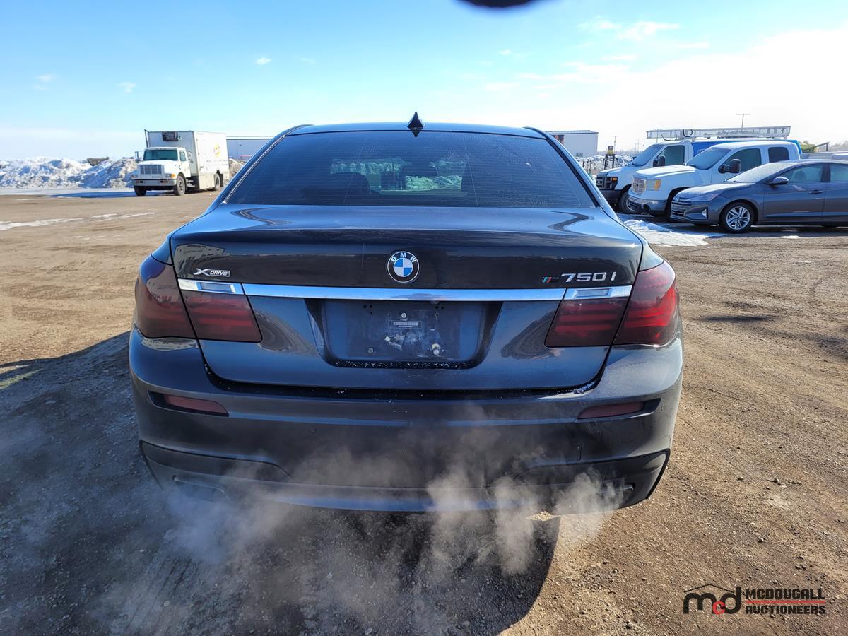 2013 BMW 750I Car
